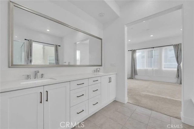 27216 Coyote Bush Court, Valencia CA: https://media.crmls.org/medias/e5dc8f06-a8fc-4211-92c9-00b1904cb41f.jpg