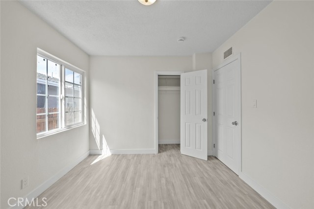 5040 N Lyman Avenue, Covina CA: https://media.crmls.org/medias/e5ddfae2-3715-4882-a331-a0da47f82f48.jpg