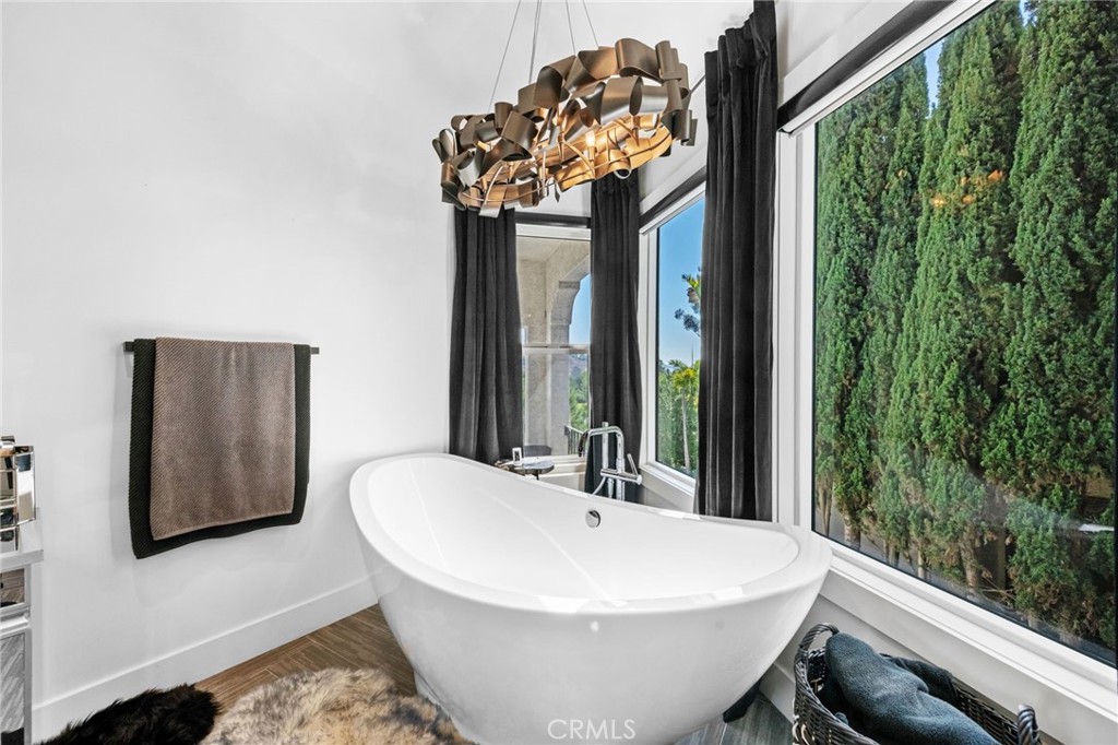 MLS #OC25238020 image #40