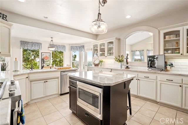 Detail Gallery Image 11 of 47 For 14600 El Monte, Atascadero,  CA 93422 - 3 Beds | 2 Baths