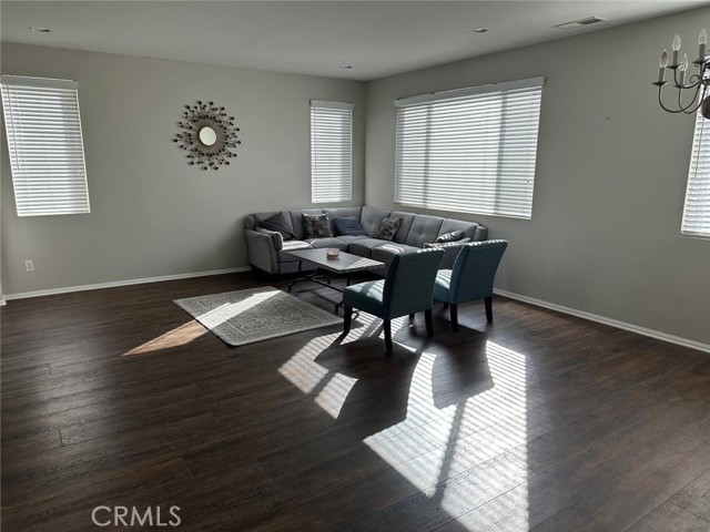 Detail Gallery Image 2 of 17 For 30865 Highland Vista, Temecula,  CA 92591 - 5 Beds | 3/1 Baths