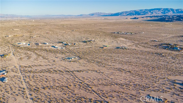 Detail Gallery Image 8 of 16 For 1188 Mile Square, Joshua Tree,  CA 92252 - – Beds | – Baths