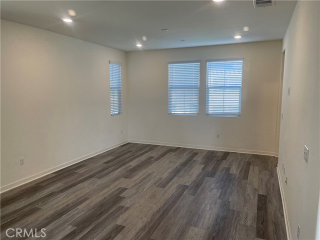 Detail Gallery Image 7 of 32 For 2291 Peach Ct, Upland,  CA 91786 - 3 Beds | 3/1 Baths