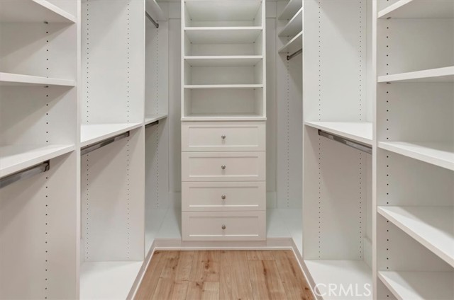 Detail Gallery Image 17 of 29 For 2773 Vista Umbrosa, Newport Beach,  CA 92660 - 3 Beds | 2/1 Baths