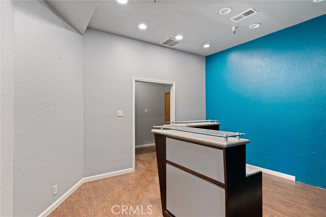 Image 36 of 71 For 958 Mckale Road