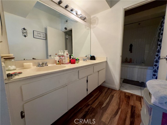 Detail Gallery Image 14 of 17 For 199 Racquet Club Dr, Compton,  CA 90220 - 3 Beds | 2/1 Baths
