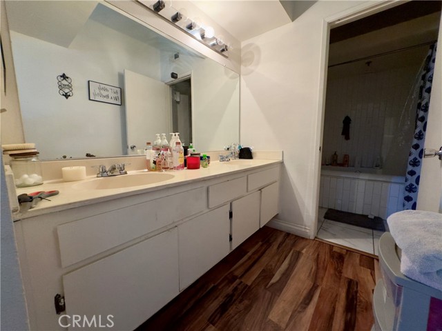 Detail Gallery Image 14 of 17 For 199 Racquet Club Dr, Compton,  CA 90220 - 3 Beds | 2/1 Baths