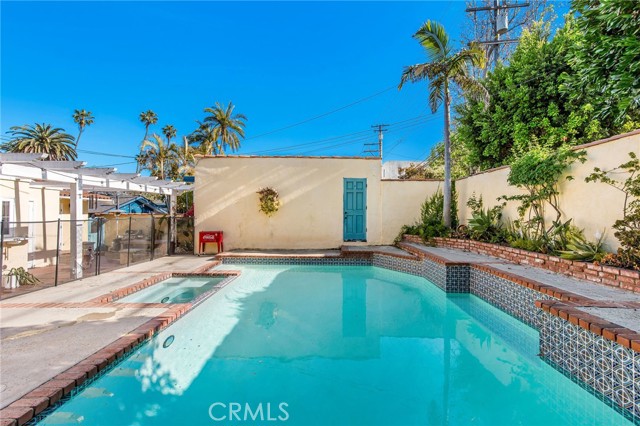 Detail Gallery Image 30 of 44 For 209 Ximeno Ave, Long Beach,  CA 90803 - 3 Beds | 2 Baths