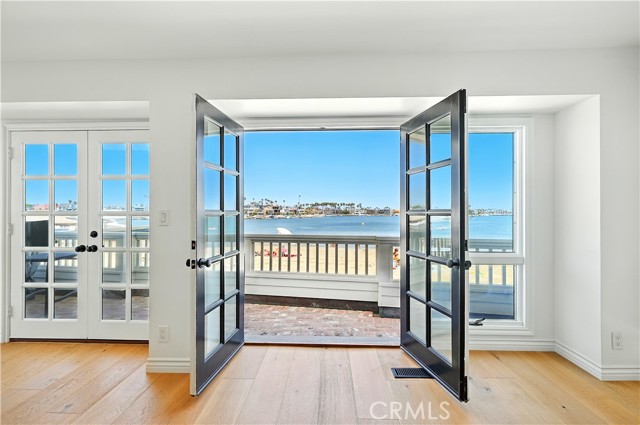 Detail Gallery Image 7 of 26 For 6310 Bayshore Walk, Long Beach,  CA 90803 - 3 Beds | 2 Baths