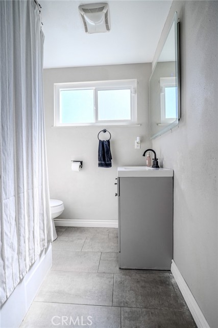 Detail Gallery Image 27 of 60 For 827 S Riverside, Rialto,  CA 92376 - 4 Beds | 2 Baths