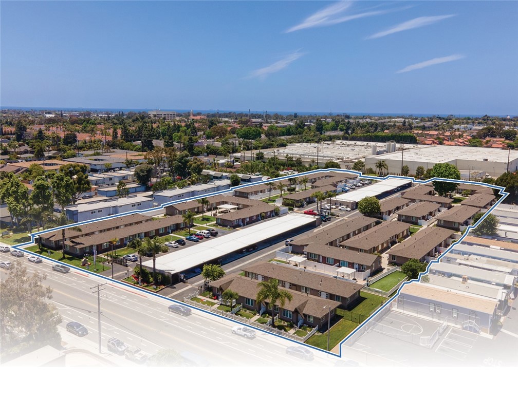 19131 Delaware Street, Huntington Beach, CA 92648