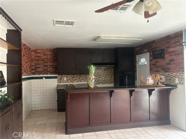 Detail Gallery Image 13 of 40 For 878 E Holly St, Rialto,  CA 92376 - 4 Beds | 3 Baths