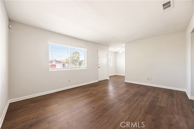 Detail Gallery Image 8 of 37 For 1931 Calle Arboleda, Hemet,  CA 92545 - 2 Beds | 1 Baths