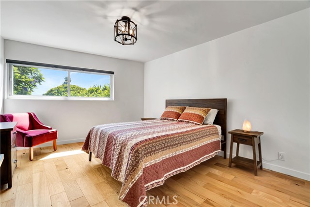 8710 Delgany Avenue, Playa del Rey CA: https://media.crmls.org/medias/e5e6732e-ca51-4952-a9fc-4d41b225deef.jpg