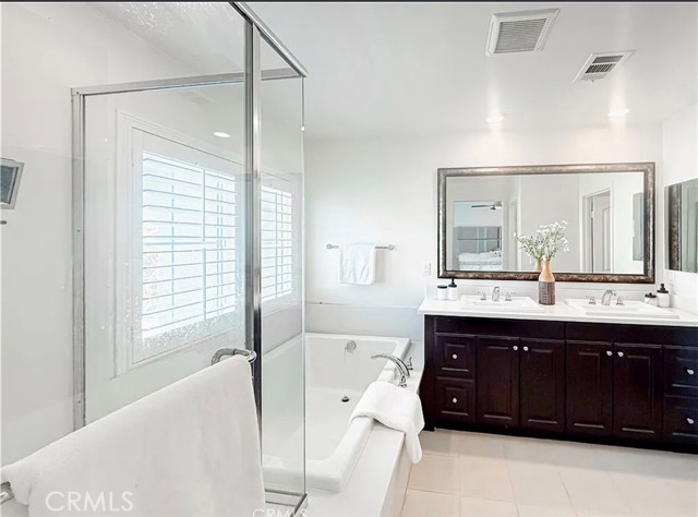 3632 S Hyche Avenue, Ontario CA: https://media.crmls.org/medias/e5e739c1-4451-4328-bbd7-0290a1b02cc9.jpg