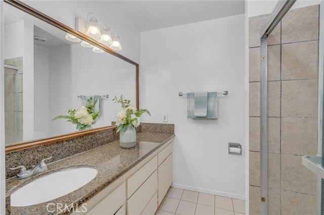 Detail Gallery Image 17 of 24 For 13514 1/2 Village Dr, Cerritos,  CA 90703 - 2 Beds | 1/1 Baths