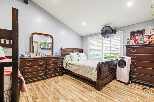 Detail Gallery Image 10 of 24 For 9689 Kewen Avenue, Pacoima,  CA 91331 - 4 Beds | 2 Baths