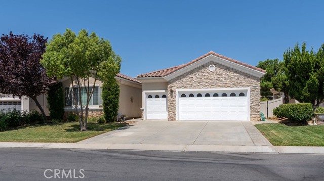 Detail Gallery Image 2 of 34 For 968 Gleneagles Rd, Beaumont,  CA 92223 - 2 Beds | 2/1 Baths