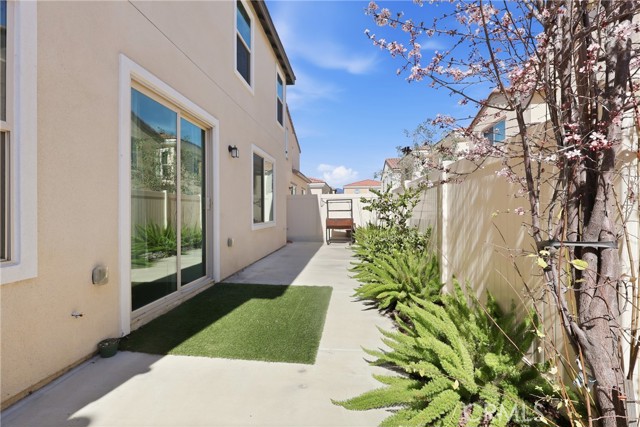 Detail Gallery Image 34 of 38 For 475 N Glenwood, Rialto,  CA 92376 - 5 Beds | 3/1 Baths