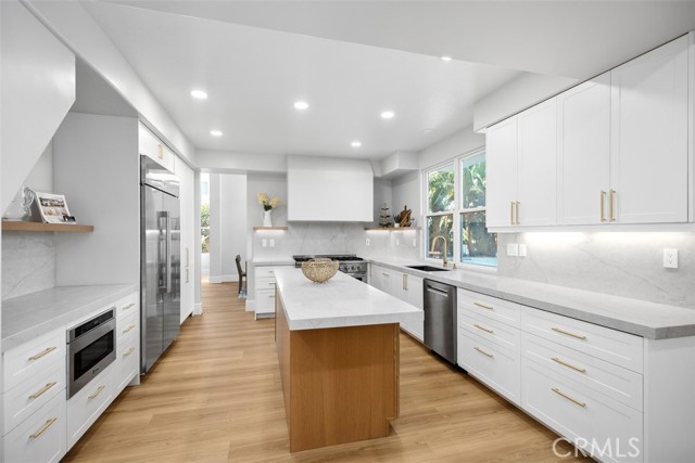 Image 1 of 15 For 33 Bell Canyon