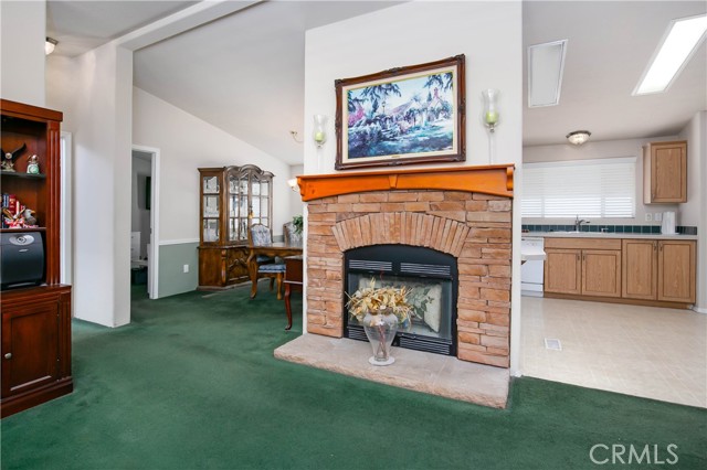 Detail Gallery Image 5 of 19 For 40701 Rancho Vista Bld #3,  Palmdale,  CA 93551 - 3 Beds | 2 Baths
