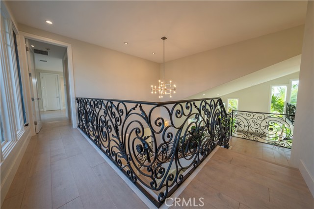 Detail Gallery Image 19 of 68 For 27171 Shenandoah Dr, Laguna Hills,  CA 92653 - 6 Beds | 4 Baths