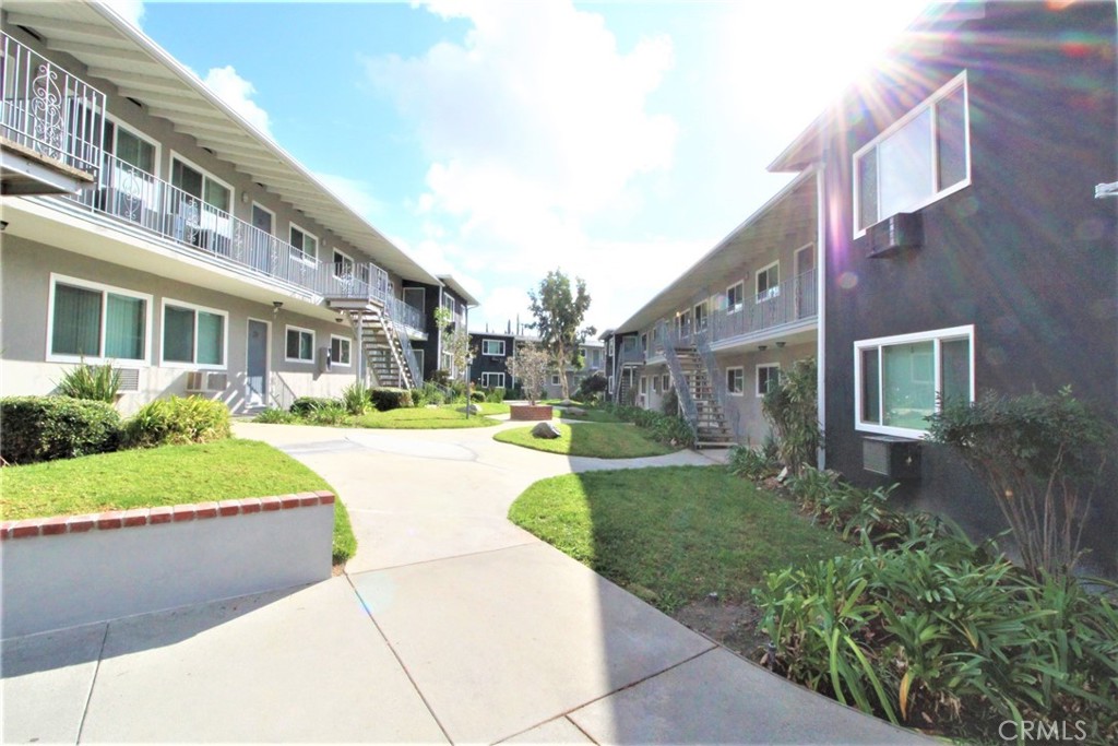 3123 Foothill Boulevard #25