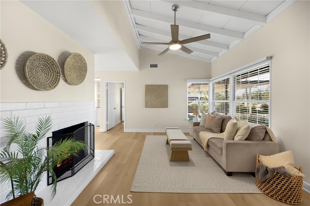 7431 Via Serena, Rancho Cucamonga CA: https://media.crmls.org/medias/e5ed908a-a5ec-4170-a8ae-1d39204cea9c.jpg