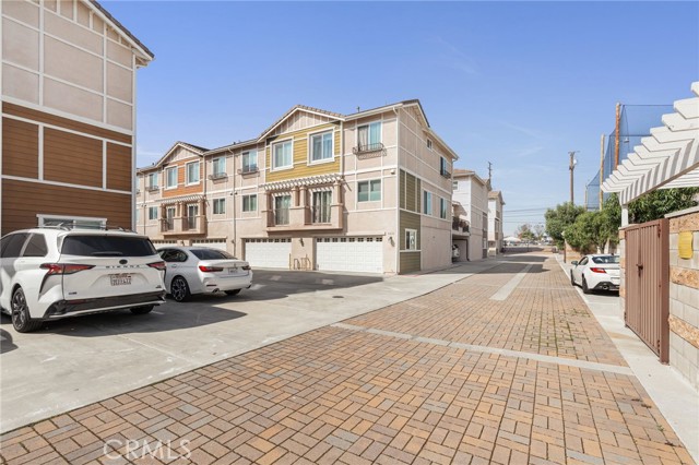 Detail Gallery Image 35 of 57 For 4612 Peck #D,  El Monte,  CA 91732 - 3 Beds | 2/1 Baths