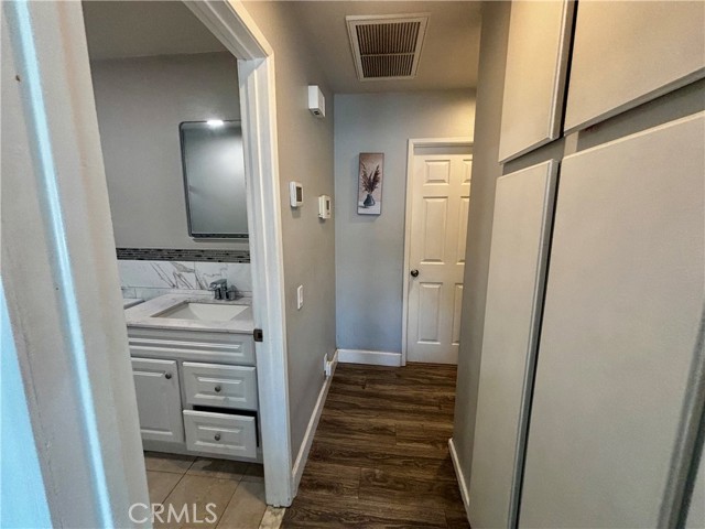 Detail Gallery Image 2 of 19 For 2910 Bradford Pl, Santa Ana,  CA 92707 - 2 Beds | 1 Baths