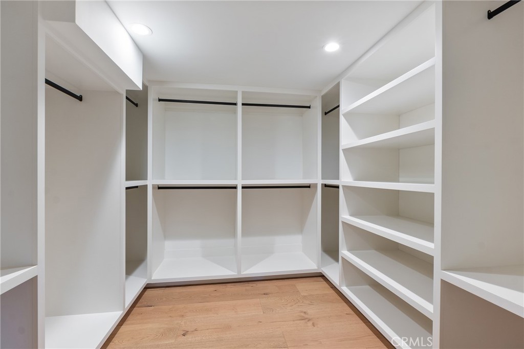 3250 Coldwater Canyon AvenueStudio City img 3