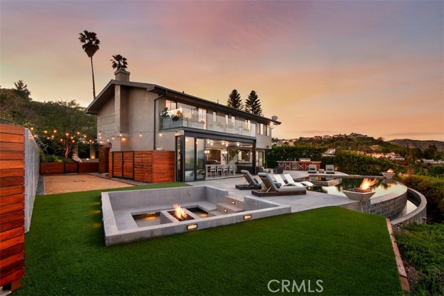 Detail Gallery Image 38 of 41 For 6100 Maury Ave, Woodland Hills,  CA 91367 - 4 Beds | 2/1 Baths