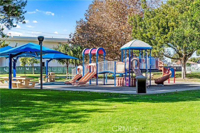 2723 Fisk, Redondo Beach CA: https://media.crmls.org/medias/e5ef50cc-6d68-429e-9cc9-47600184b3ad.jpg