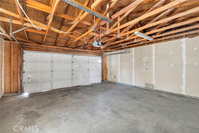 Detail Gallery Image 20 of 22 For 15807 Sitting Bull, Victorville,  CA 92395 - 3 Beds | 2 Baths