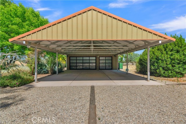 4525 Buena Vista Drive, Paso Robles CA: https://media.crmls.org/medias/e5f0d2df-8168-4f81-a7c6-c77db3af1141.jpg