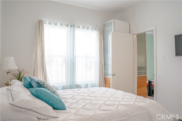Detail Gallery Image 12 of 21 For 122 Lime Ave, Long Beach,  CA 90802 - 2 Beds | 2 Baths
