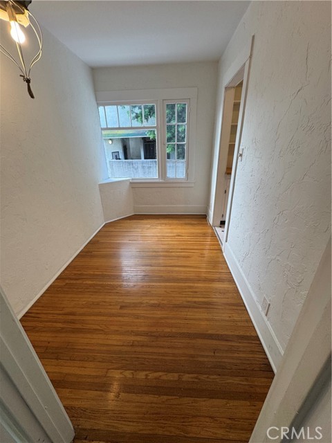 Detail Gallery Image 6 of 24 For 341 Redondo, Long Beach,  CA 90814 - – Beds | – Baths