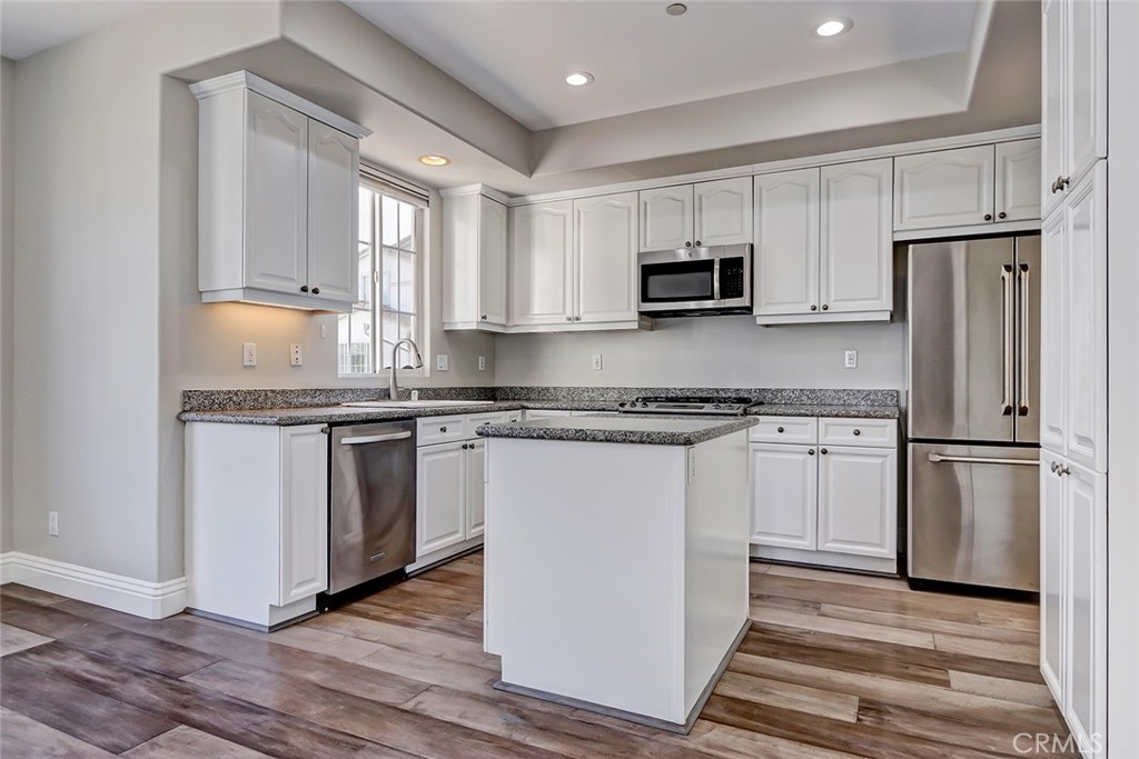 700 Meyer Lane 16