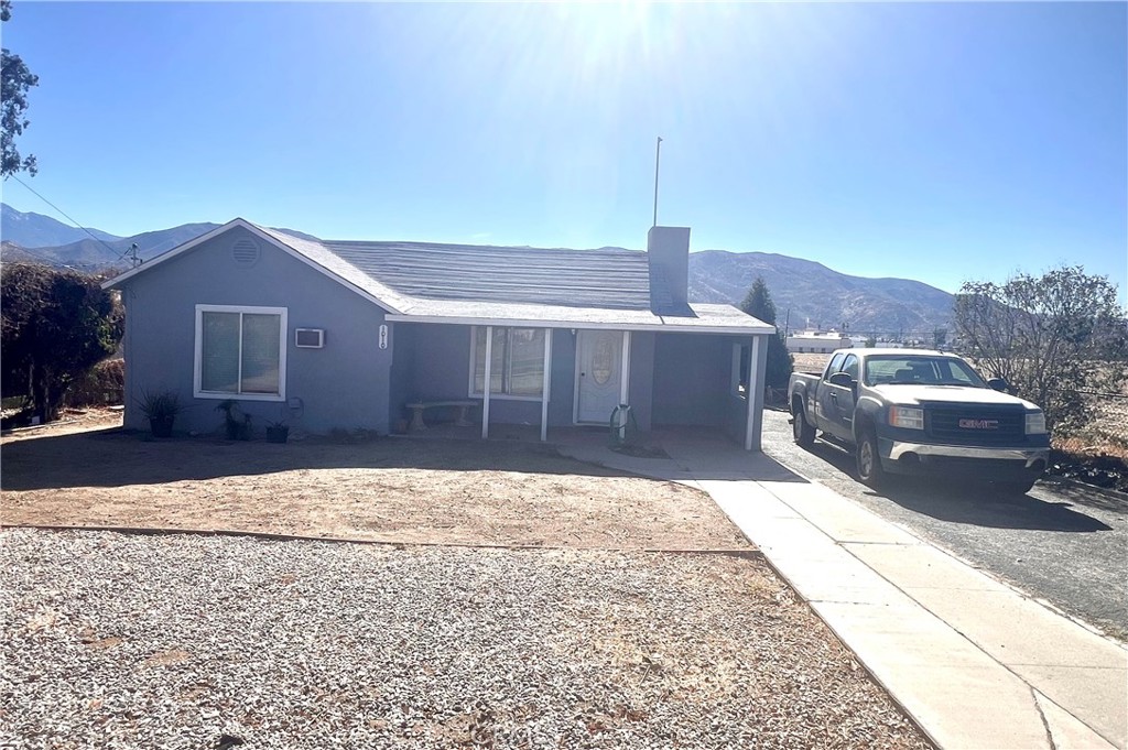 1010 E Nicolet Street