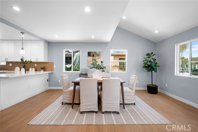 1223 W 90th Street, Los Angeles CA: https://media.crmls.org/medias/e5f3629f-d81b-4df6-914f-a4799be11b9c.jpg