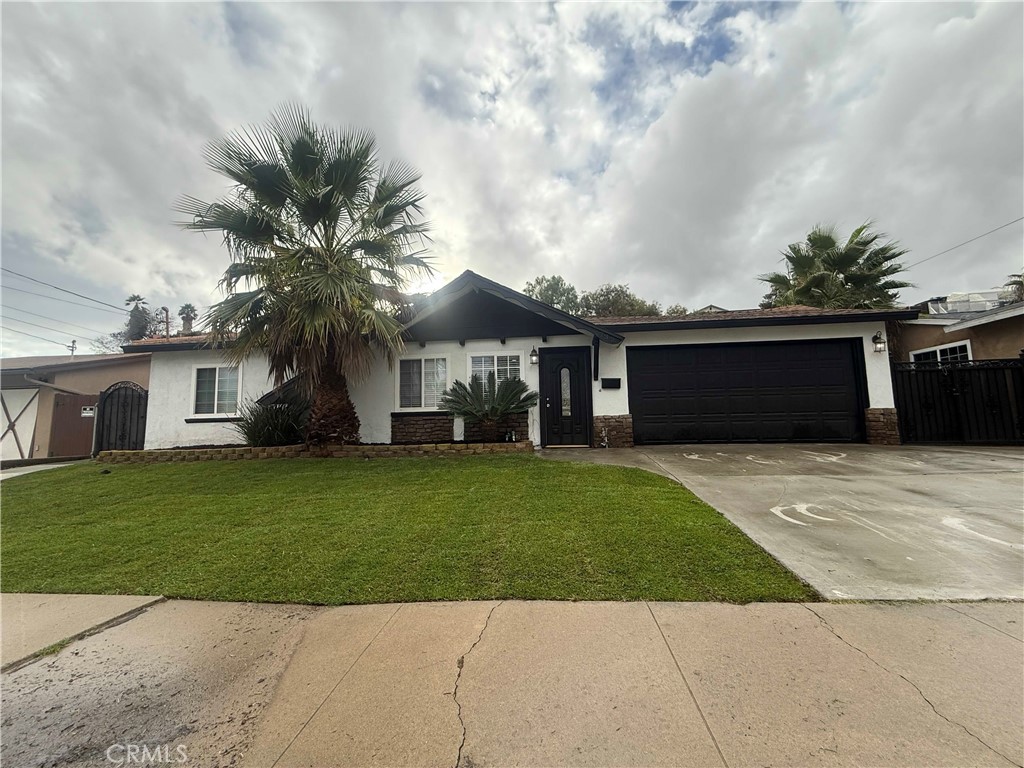 MLS #OC25255996 image #15