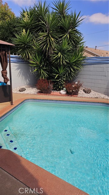 Detail Gallery Image 43 of 44 For 17912 Gridley Rd, Artesia,  CA 90701 - 4 Beds | 3 Baths