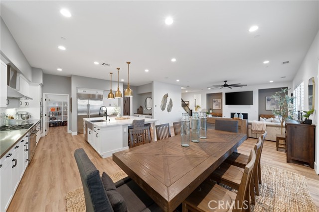 17042 Meteor Way, Riverside CA: https://media.crmls.org/medias/e5f409cf-068d-47a5-83f9-0f7950449bba.jpg
