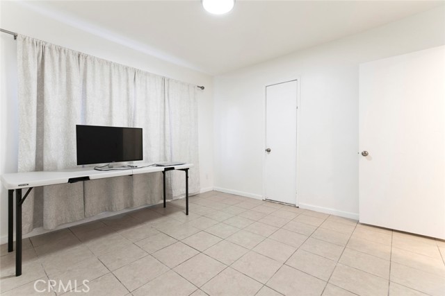 Detail Gallery Image 35 of 67 For 12457 Bradford Pl, Granada Hills,  CA 91344 - 4 Beds | 3 Baths