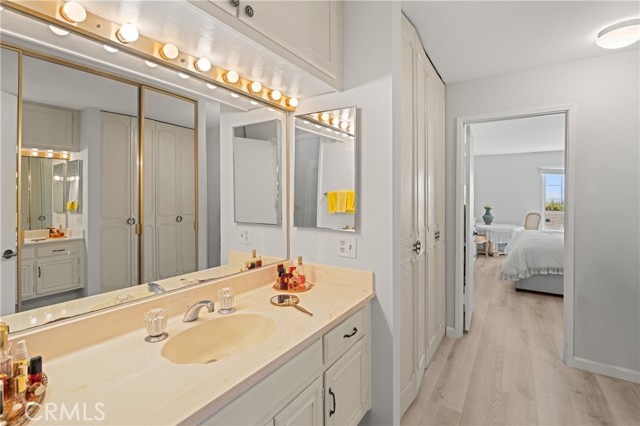 Detail Gallery Image 15 of 27 For 101 Scholz #120,  Newport Beach,  CA 92663 - 2 Beds | 2 Baths