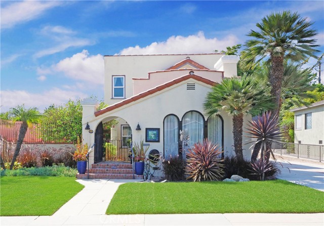 Detail Gallery Image 1 of 40 For 3711 S Patton, San Pedro,  CA 90731 - 3 Beds | 2 Baths