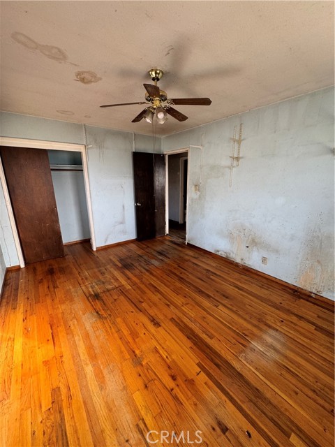 Detail Gallery Image 16 of 27 For 5703 E Hampton, Fresno,  CA 93727 - 3 Beds | 1 Baths