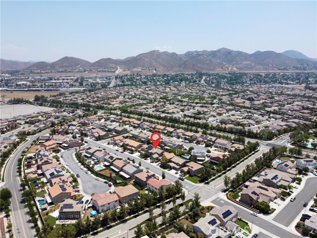 29282 First, Lake Elsinore CA: https://media.crmls.org/medias/e5f529dc-85c1-49e7-baf3-4343046bd437.jpg