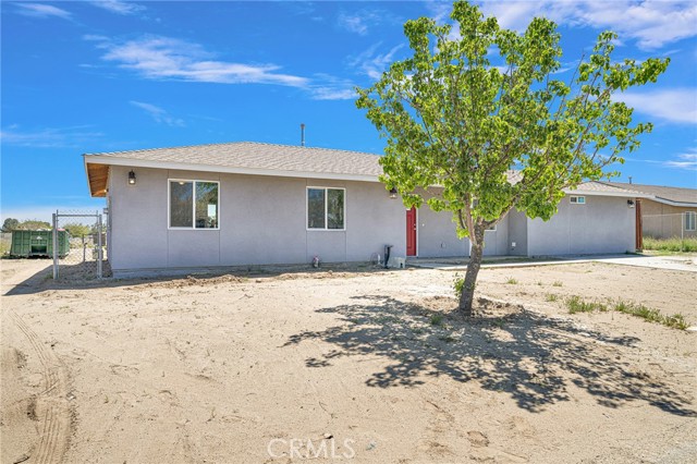 41448 152nd Street, Lake Los Angeles, California 93535, 4 Bedrooms Bedrooms, ,3 BathroomsBathrooms,Single Family Residence,For Sale,152nd,SR24071279