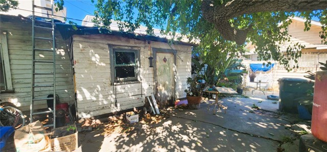Detail Gallery Image 10 of 16 For 611 Sunset Ave, Venice,  CA 90291 - – Beds | – Baths